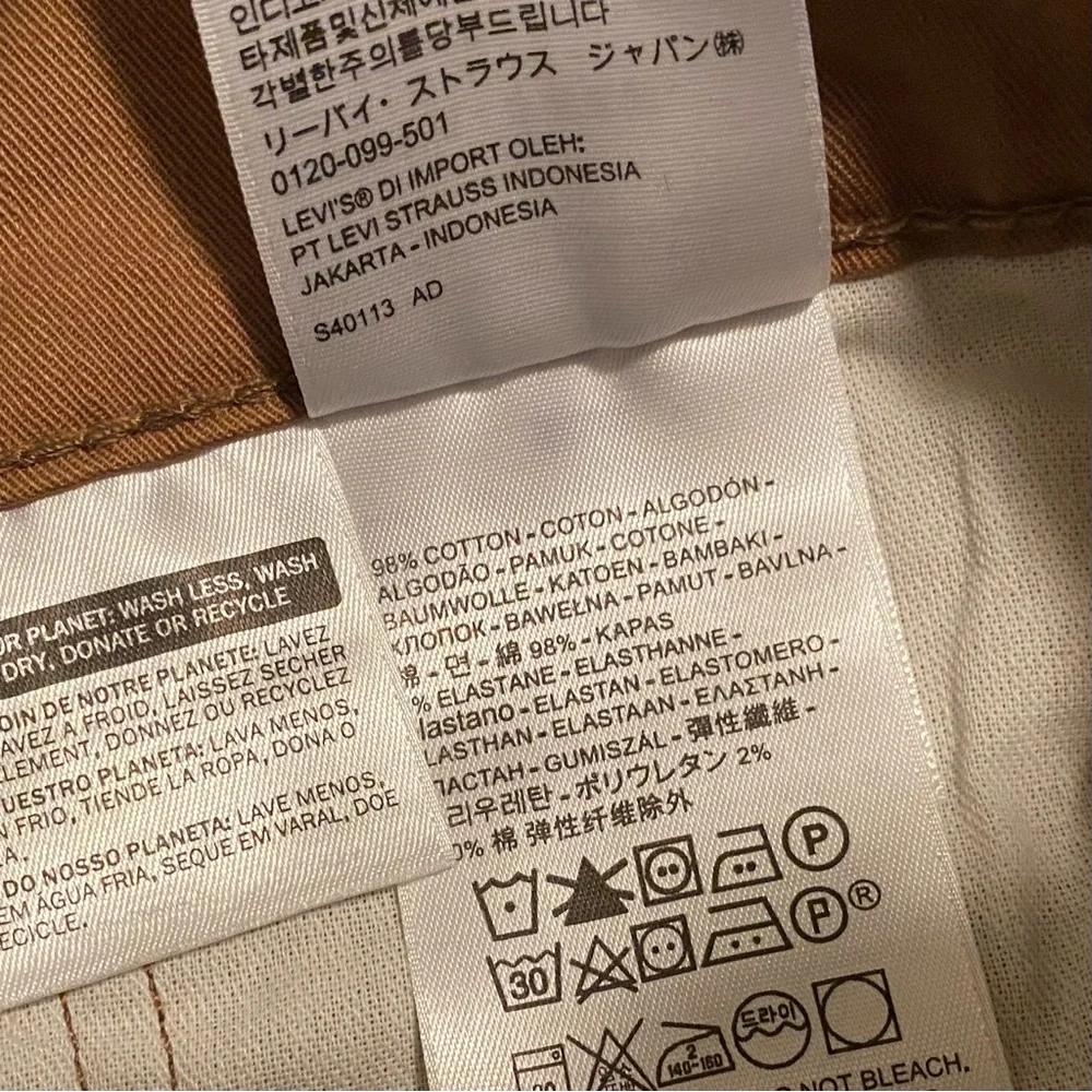 Levi’s 502 Taper Fit Jeans